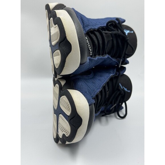 Size 10 - Jordan 13 Retro Navy 2021DJ5982-400 - Picture 14 of 16